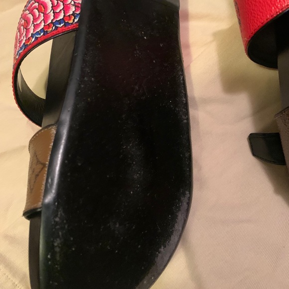 Louis Vuitton Slides Limited addition!!! - Picture 2 of 8